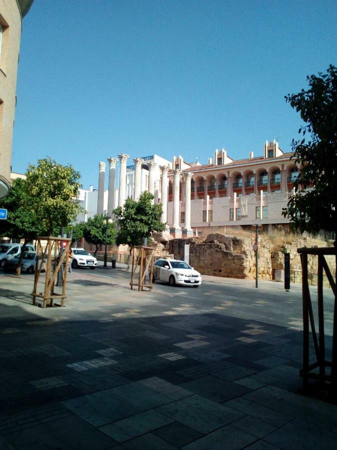 קורדובה Vivienda Turistica Templo Romano מראה חיצוני תמונה